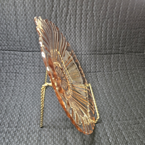Depression glass candy dish - Picture 2 of 5